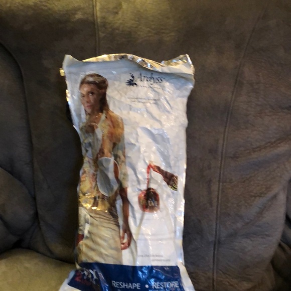 Body Magic Shaper - Picture 1 of 8